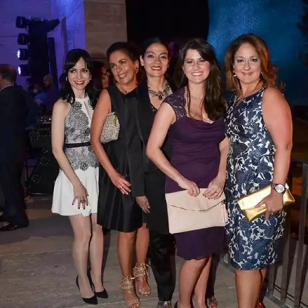 Isabella Latouche,Mary Tere Angulo,Liza Carrillo,Natalie Lozano y Estrella Jiménez