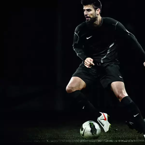 Este modelo es utilizado por Gerard Piqué (Barcelona), ‘Chicharito’ Hernández (Manchester United) y Javier Pastore (PSG).