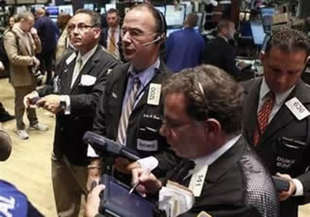 Los riesgos de una nueva recesión aumentan, reconocen administradores de dinero en Wall Street. (Foto: Reuters)