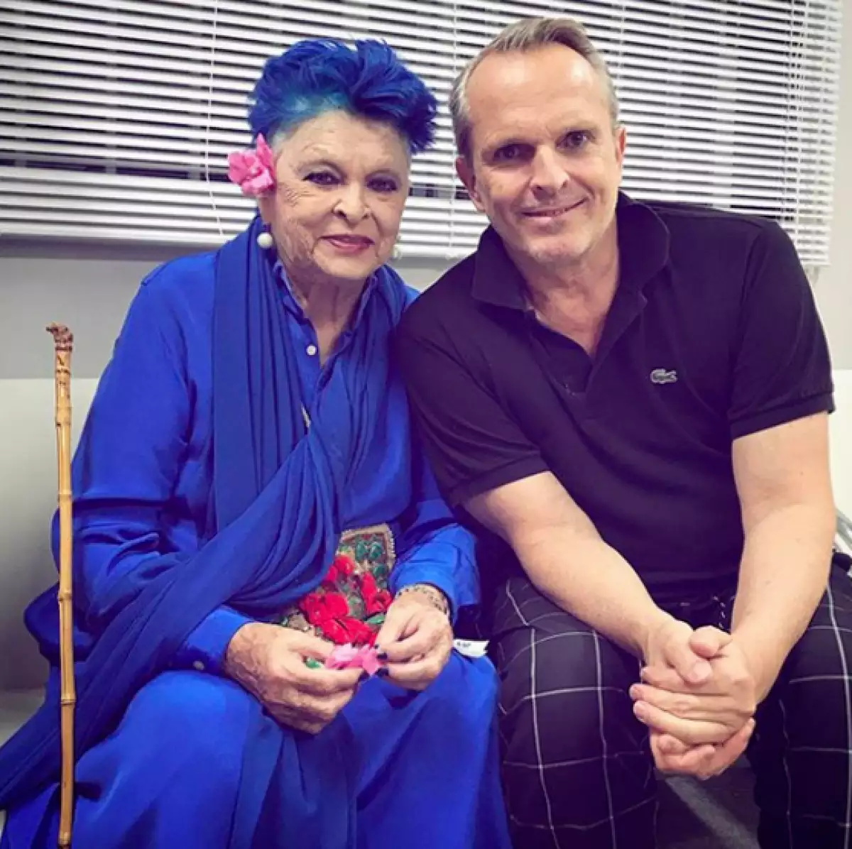 Miguel Bosé con su mamá.