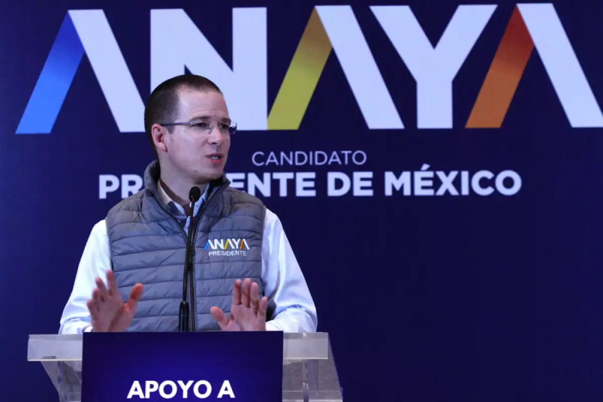 Ricardo Anaya afirmó que se devolverá el poder de decisión sobre las inversiones en infraestructura social a los migrantes.