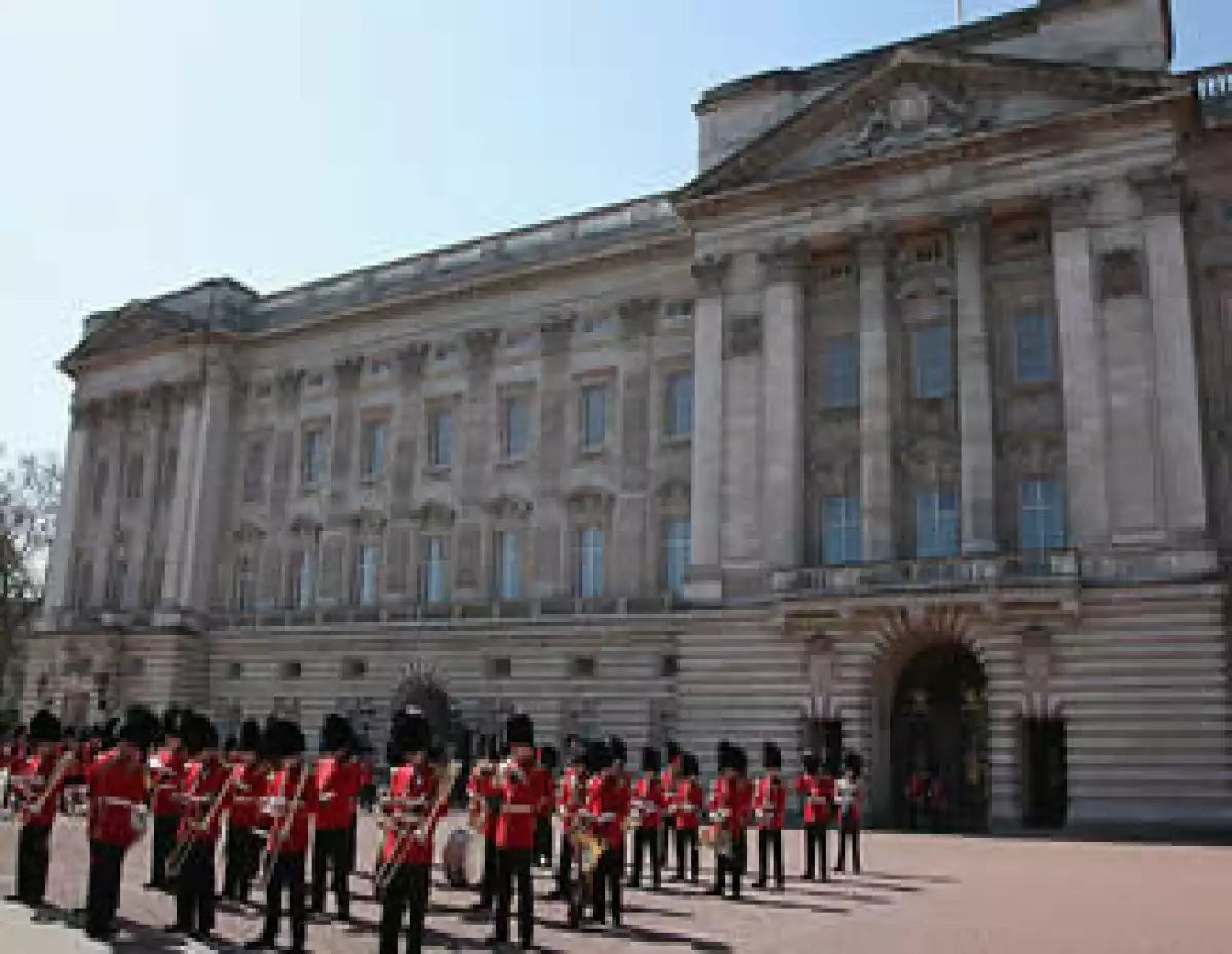 Todos los integrantes de la familia Middleton ya están listos para la boda, por lo que acudieron a la Abadía de Westminster para realizar el último ensayo previo a la ceremonia.