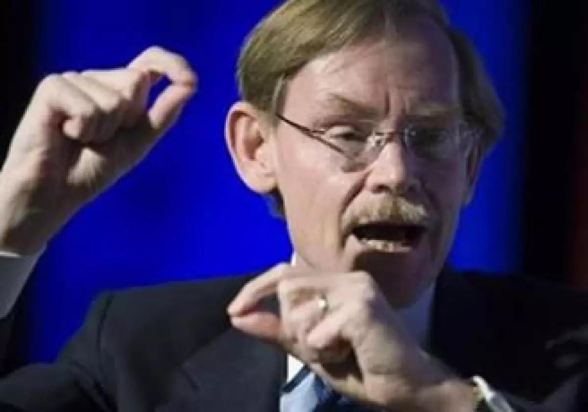 Robert Zoellick, líder del BM, dijo que aún persisten dudas por una recuperación económica mundial. (Foto: Reuters)