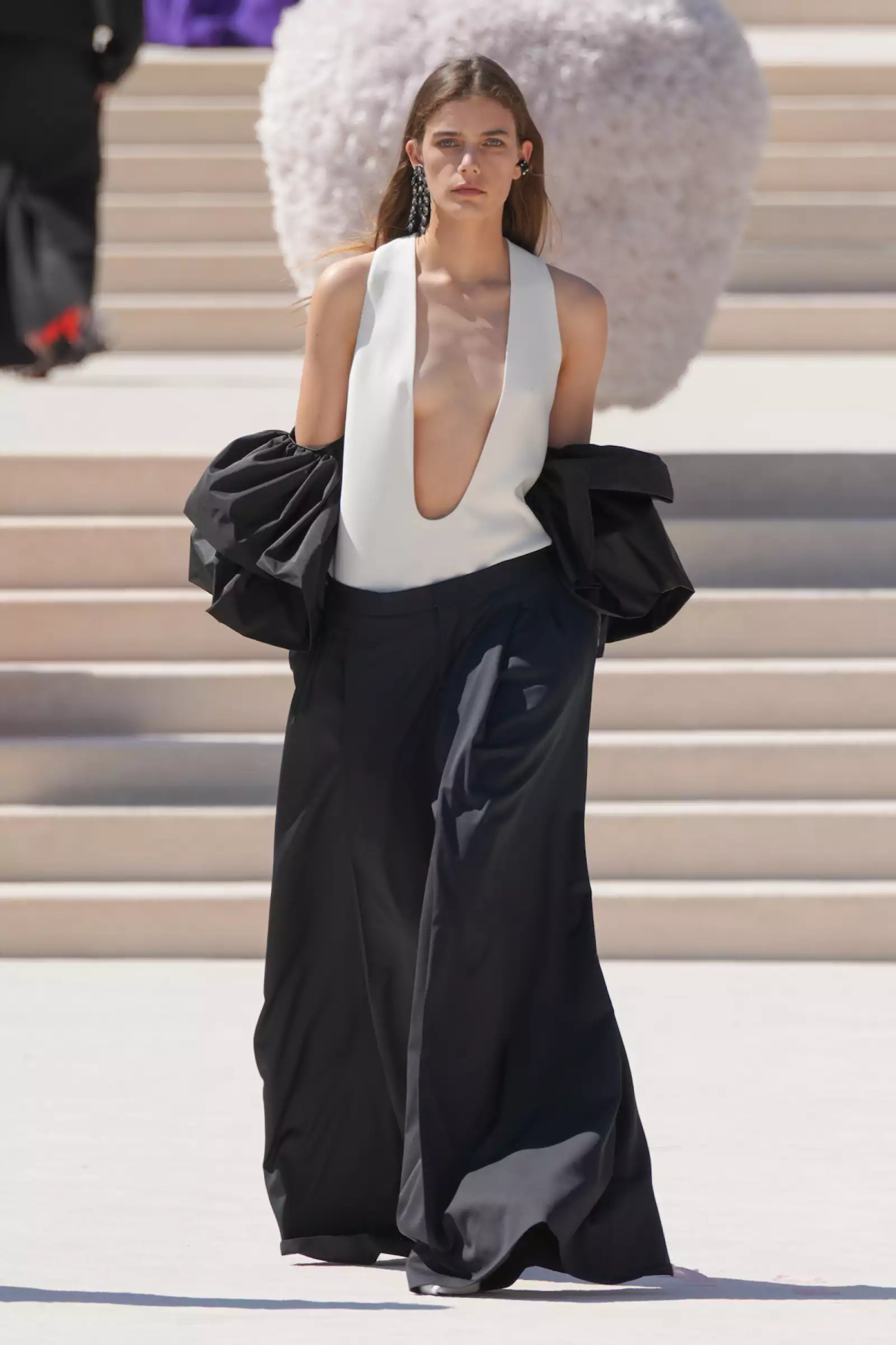 Balenciaga HC F26 030.jpg