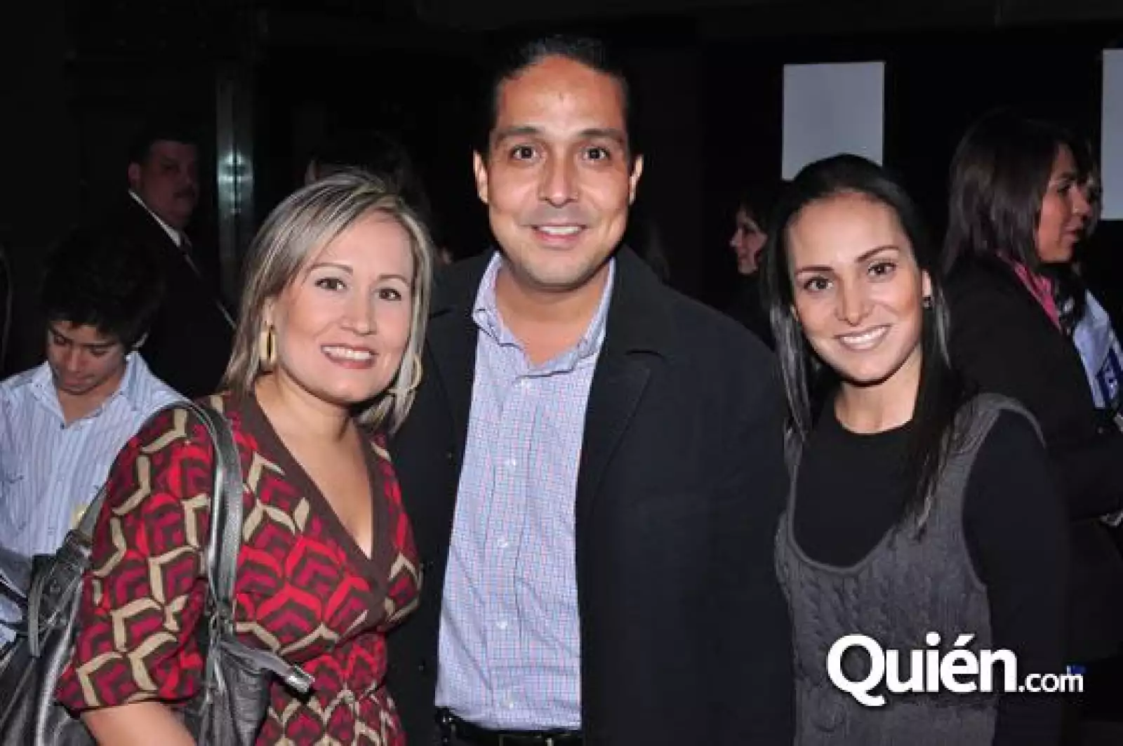 Brindis Navideño Iza Business Centers