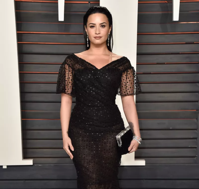 Demi actualmente es una tuitera activa.