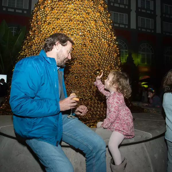 Encendido del Árbol de Navidad del Four Seasons