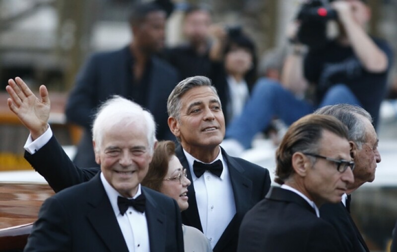 El actor estuvo acompañado en la ceremonia por su padre Nick Clooney.