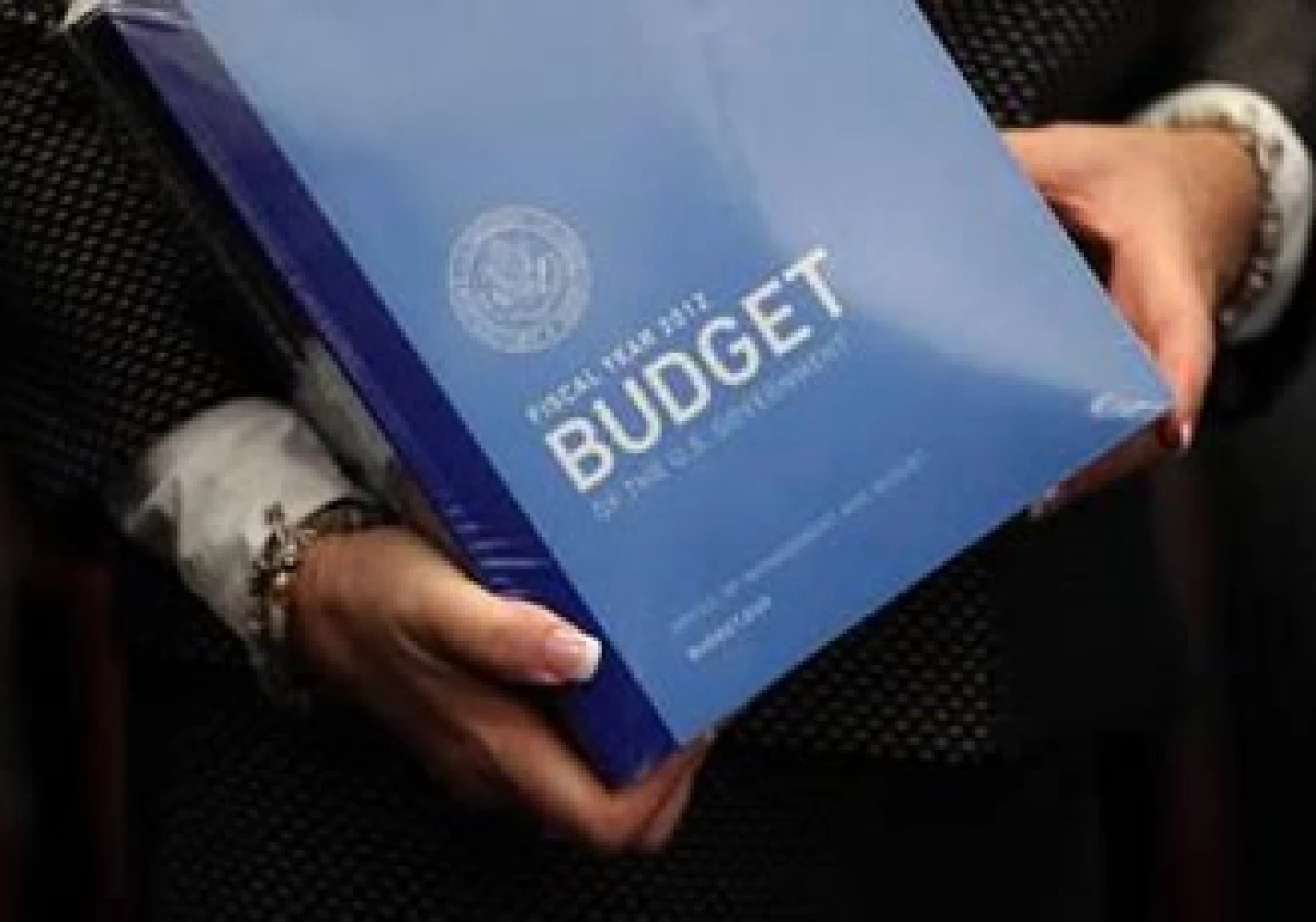 El presupuesto enviado por Obama asume que el crecimiento en el 2011 será de sólo 2.7% anual. (Foto: Reuters)