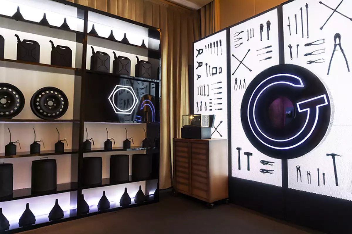 cartier_precious_garage_6