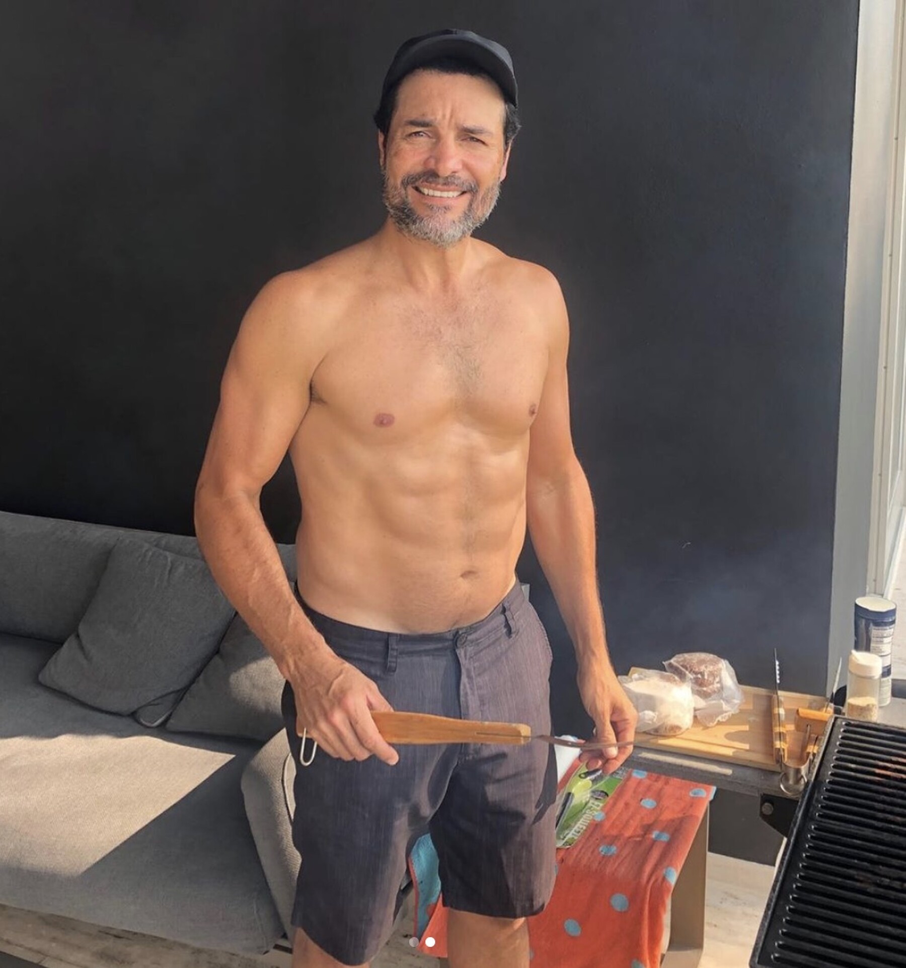 A Sus 51 Anos Chayanne Roba Suspiros Con Su Abdomen De Acero