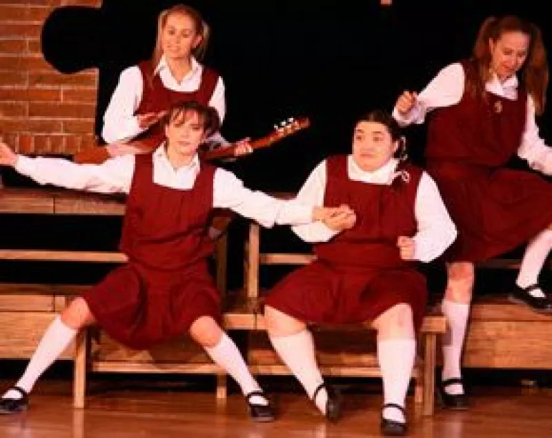 La obra dejará su espacio en el teatro San Jerónimo a la puesta en escena 'El próximo año a la misma hora', donde actuarán Juan Soler y Alejandra Barros.