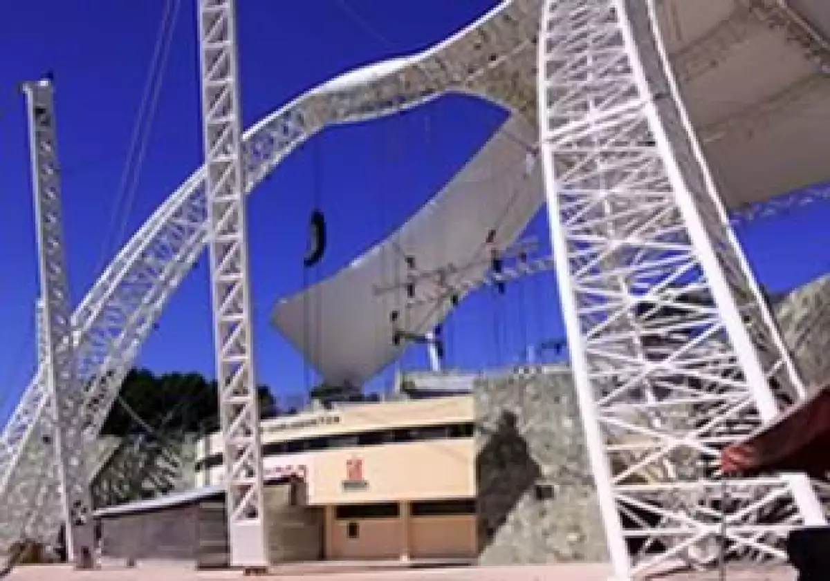 La techumbre del nuevo Auditorio Guelaguetza presentó presenta daños y mala calidad de obra. (Foto: Cortesía Gobierno de Oaxaca)