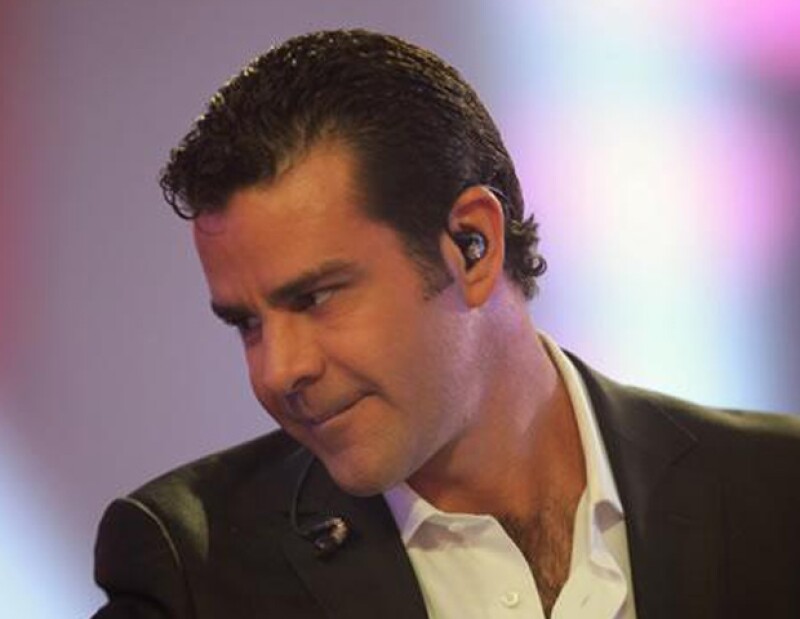 Eduardo Capetillo debutó el domingo como director de La Academia.