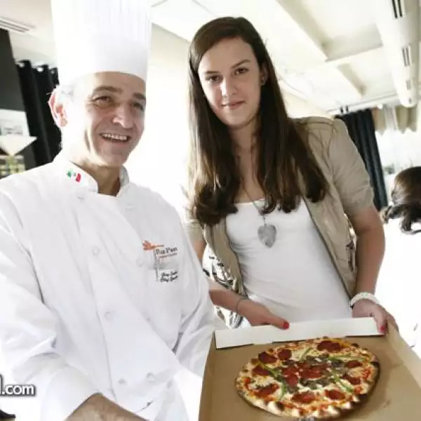 Guy Santoro,Sofía de Villa