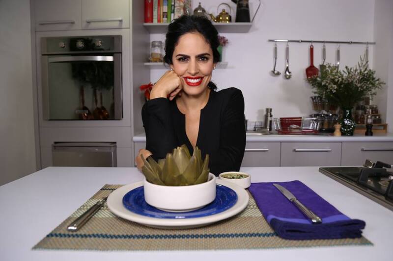 Tatiana Ortiz Monasterio nos enseña a hacer este delicioso dip con ingredientes súper sencillos que puedes tener listo en menos de cinco minutos.