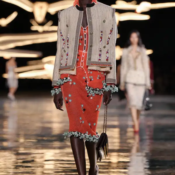 Chanel S27 006.jpg