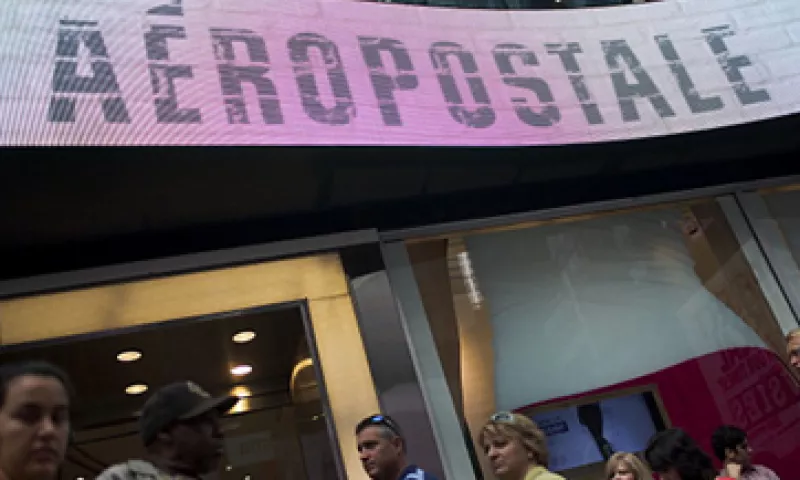 Aeropostale planea cerrar entre 50 y 75 tiendas más en 2015. (Foto: Getty Images)