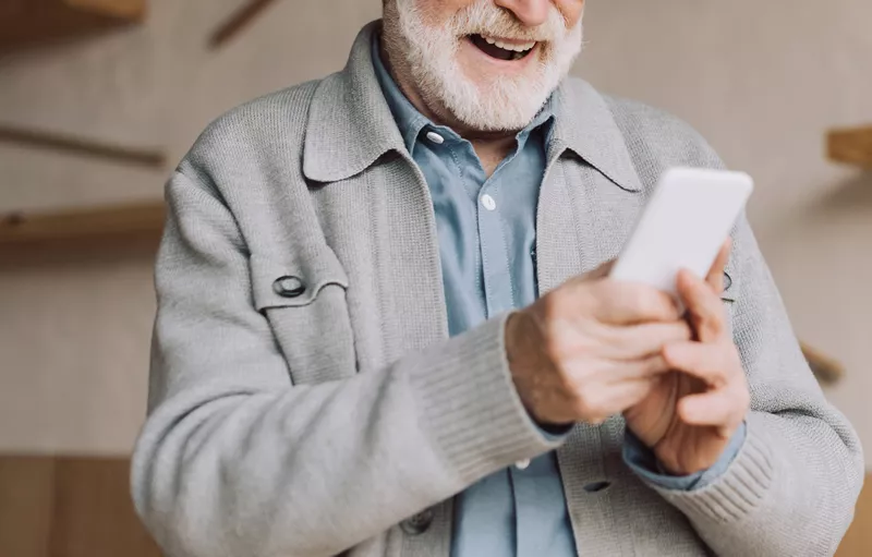 Adultos mayores y tecnología