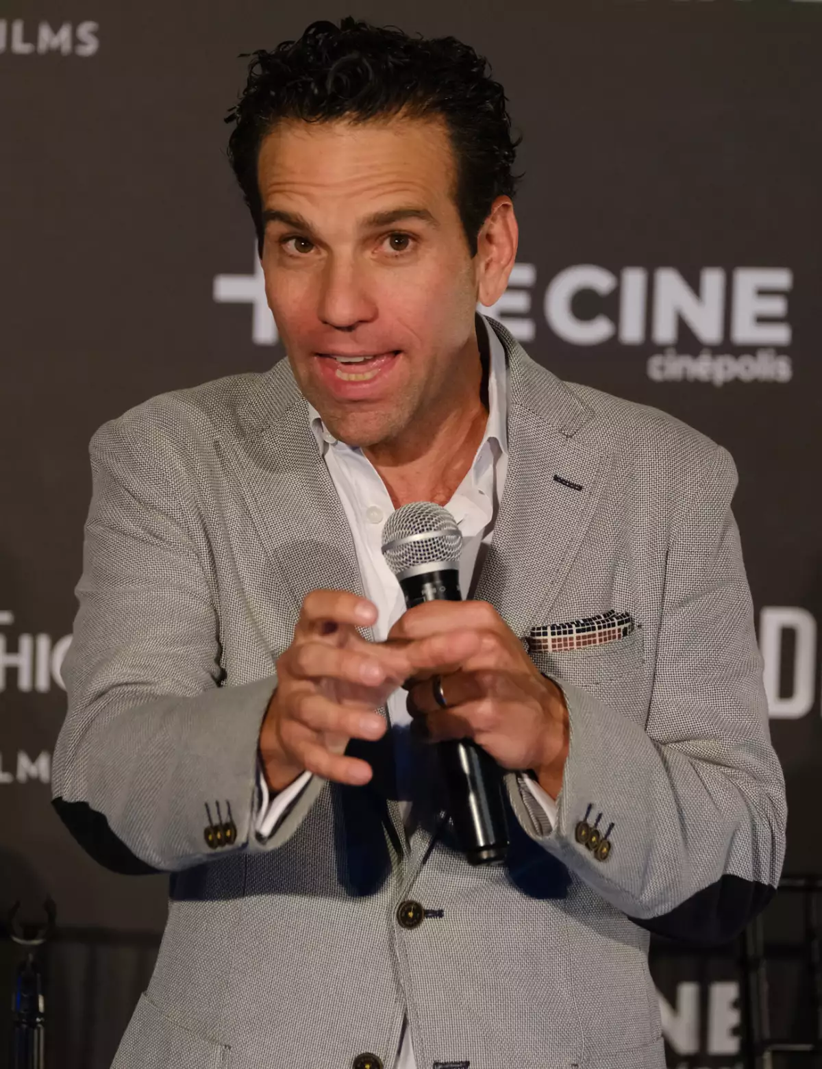 Carlos Loret de Mola