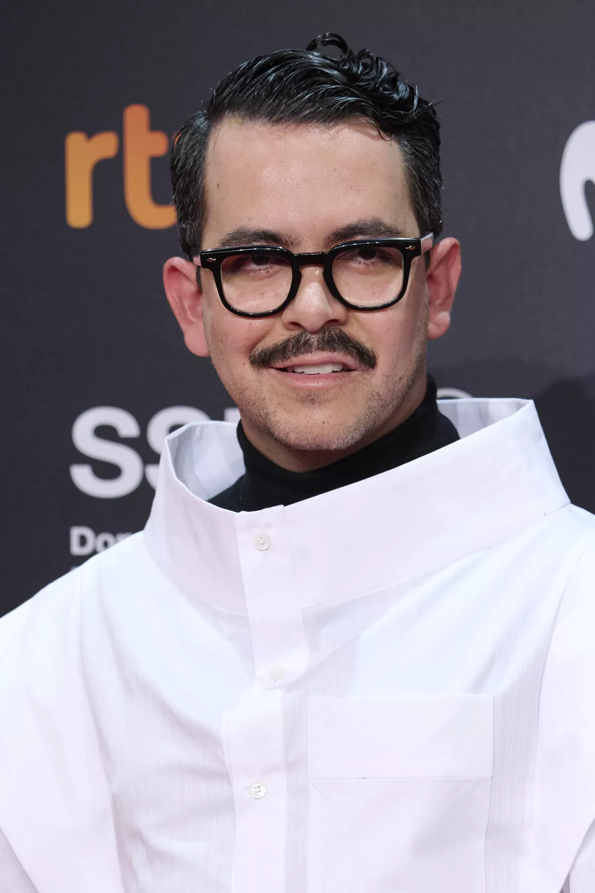 Manolo Caro