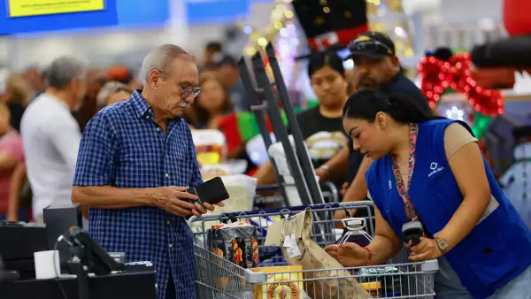 Clubes de precio y abarroteras desafían a los supermercados, pero el cambio va más allá del ahorro