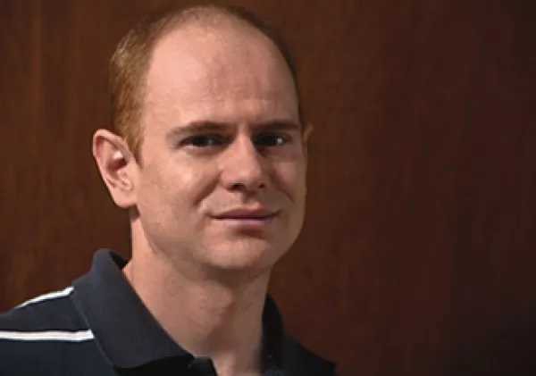 Politólogo por la Universidad Autónoma de Barcelona. Cursó su especialización en el Institut dâ€™Études Politiques de París y el doctorado en Sociología en la UNAM, con la tesis â€˜Usos y representaciones en la vivienda mexicanaâ€™. (Foto: Enrique Orvaña)