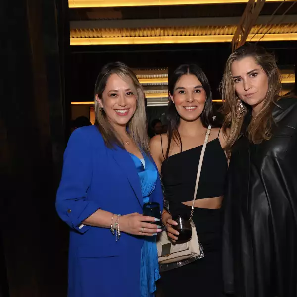 Zarai Jiménez  , Lorena García e Isabel Arechederra 