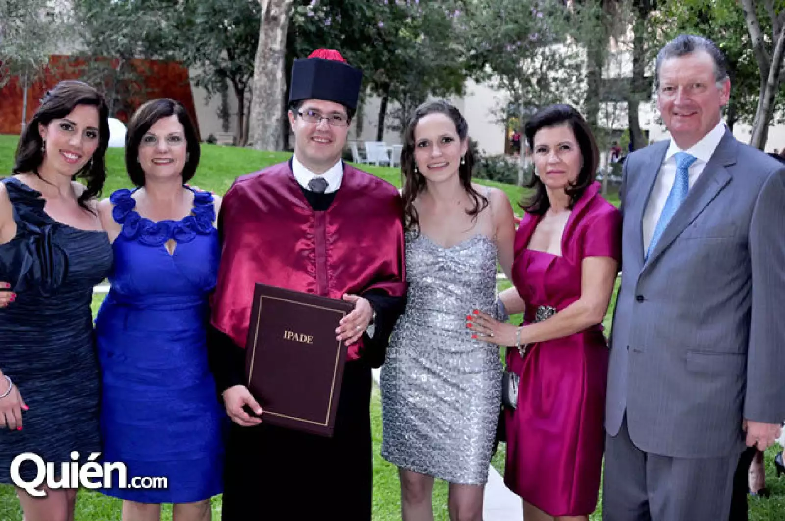 Eleonora Pérez Croda, Nora Croda, Adrián Pérez, Eugenia Saldívar, Maru de Saldívar y Ricardo Saldívar