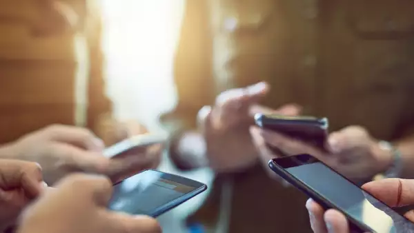 Adicción al celular