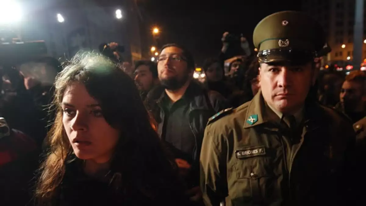 Camila Vallejo marcha en Chile