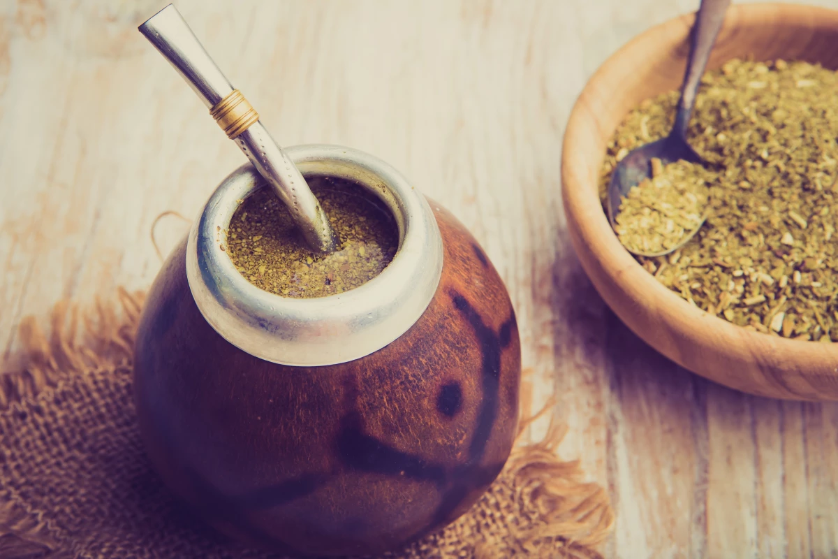 En los países de Europa y América del Norte, las temperaturas habituales de consumo del café y el té son inferiores a 65 grados o incluso 60 grados.
