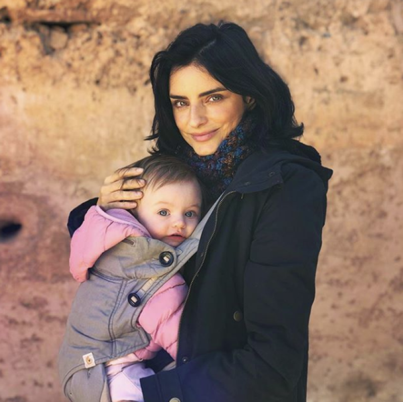 Aislinn Derbez y Kailani