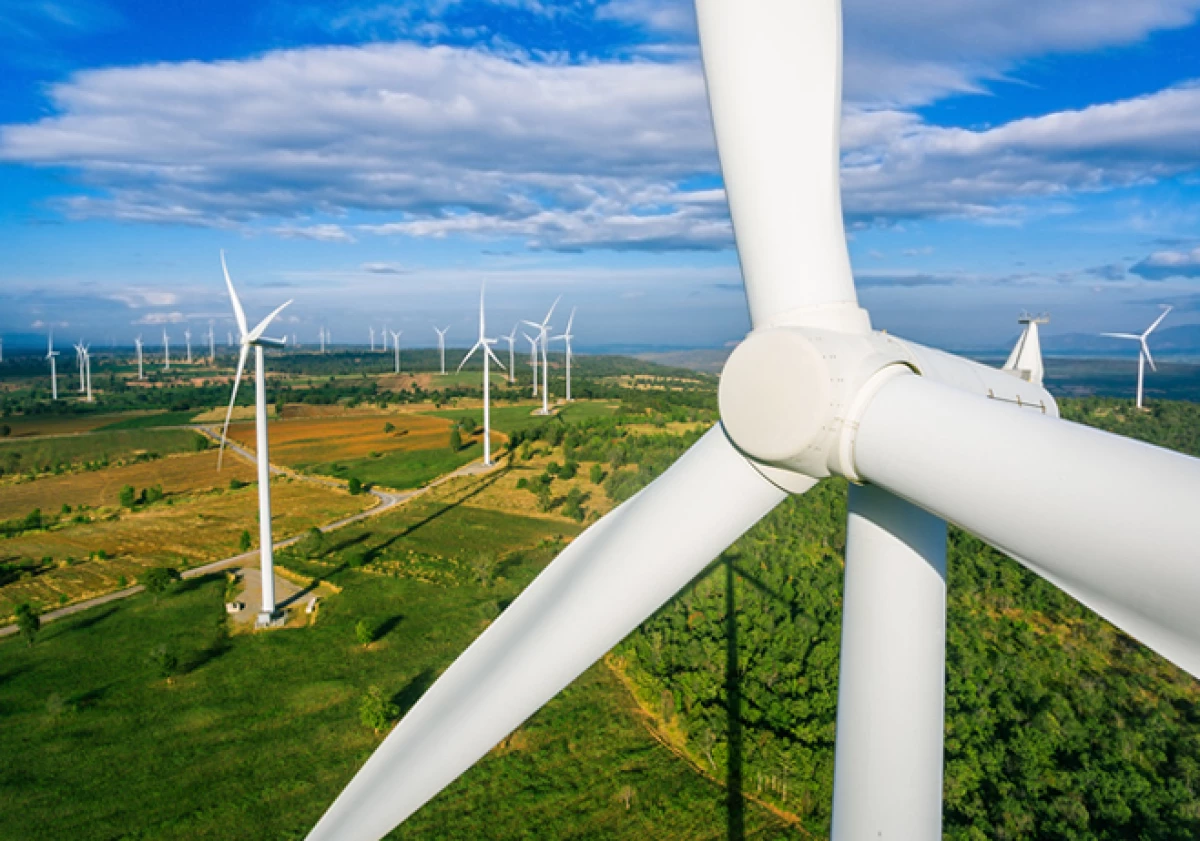 La CRE centraliza los permisos eléctricos como parte del control gubernamental