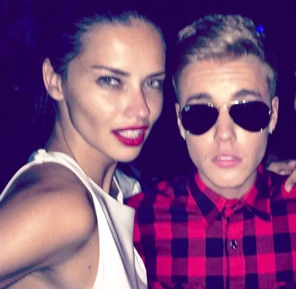 La supermodelo y Justin son amigos; nunca hubo nada entre ellos, aclaró.