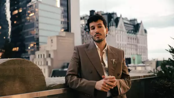sebastian-yatra.broadway.jpg
