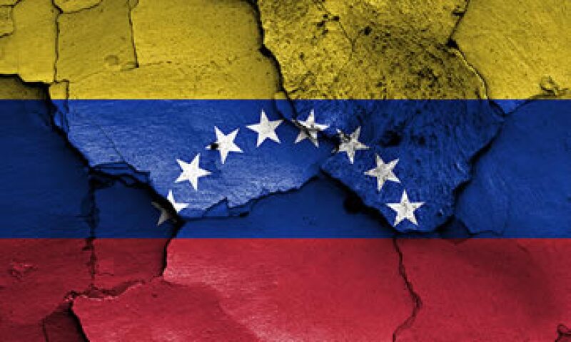(Foto: Venezuela deberá hacerle frente a 5,000 millones de dólares en pagos de deuda en octubre. (Foto tomada de CNNMoney.com ) )