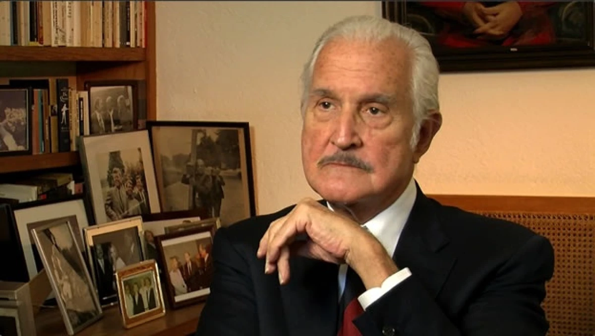 escritor carlos fuentes