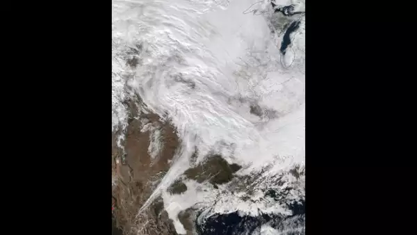 La NASA muestra una imagen satelital de la tormenta que azotará la costa este de EU.