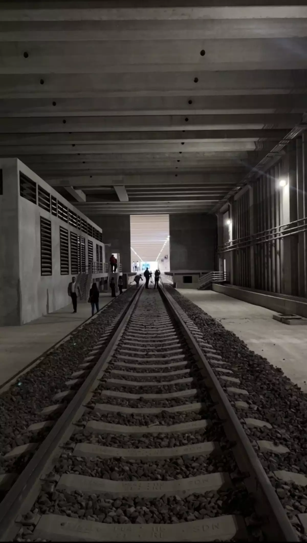 Tren Suburb