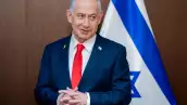 El primer ministro israelí, Benjamin Netanyahu, habla durante una reunión con el vicepresidente de los Estados Unidos en su oficina en Jerusalén el 22 de octubre de 2025. El vicepresidente de los Estados Unidos advirtió el 22 de octubre que había desafíos por delante tanto en términos de desarme de Hamas como de reconstrucción de Gaza como parte de un alto el fuego negociado por Estados Unidos entre Israel y el movimiento militante palestino.