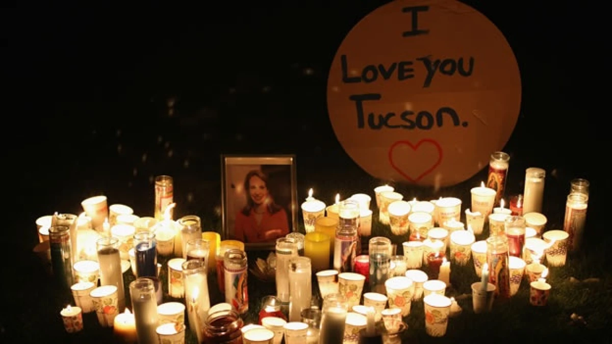 velas por la congresista en tucson