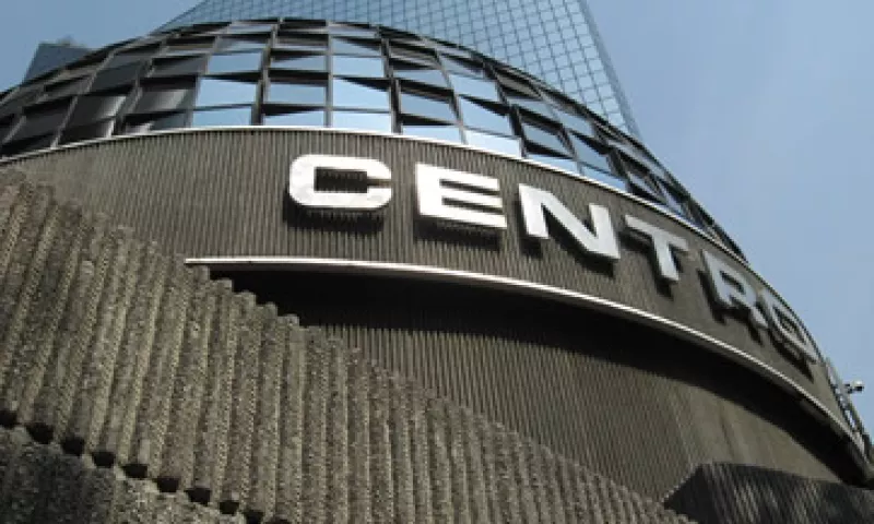 El mercado prolongó el buen ánimo que le trajeron cifras económicas de EU, reportadas la semana pasada. (Foto: Geraldine Valladolid)