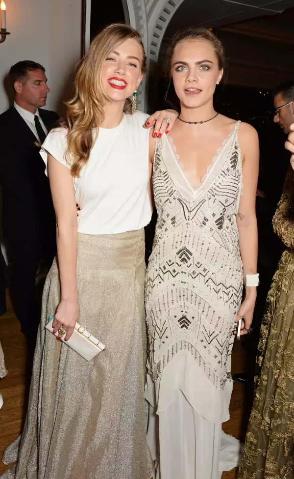 Amber Heard y Cara Delevingne
