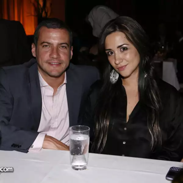 Harol Murray,Beatriz Robles