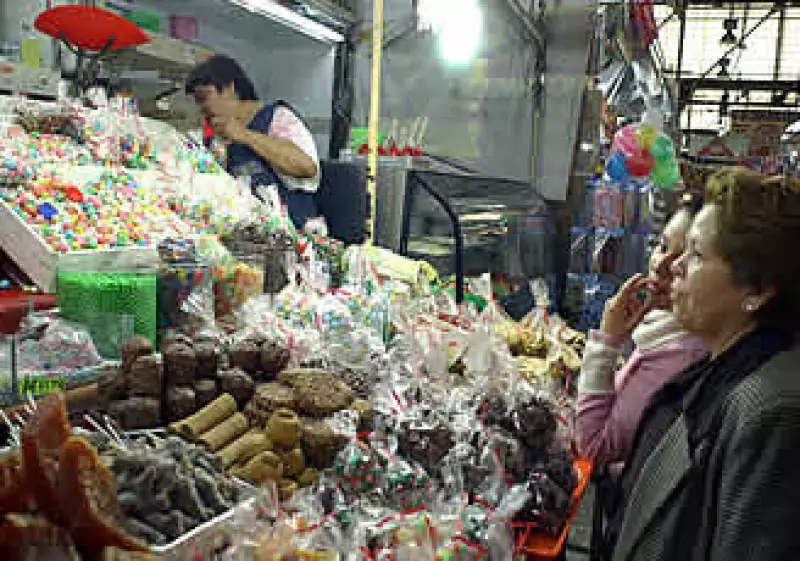 La cena de año nuevo puede llegar a ser un gasto oneroso para las familias mexicanas.  (Foto: Notimex)