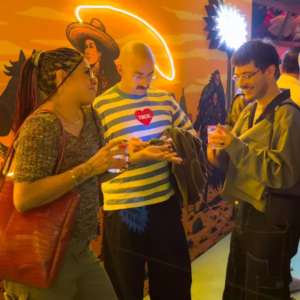 LALA, DAVE HOLD & CHUY PÉREZ.jpg