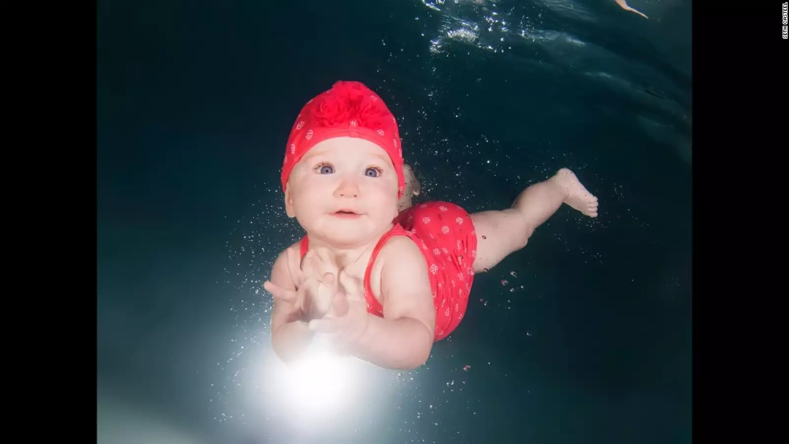 Bebés bajo el agua 7