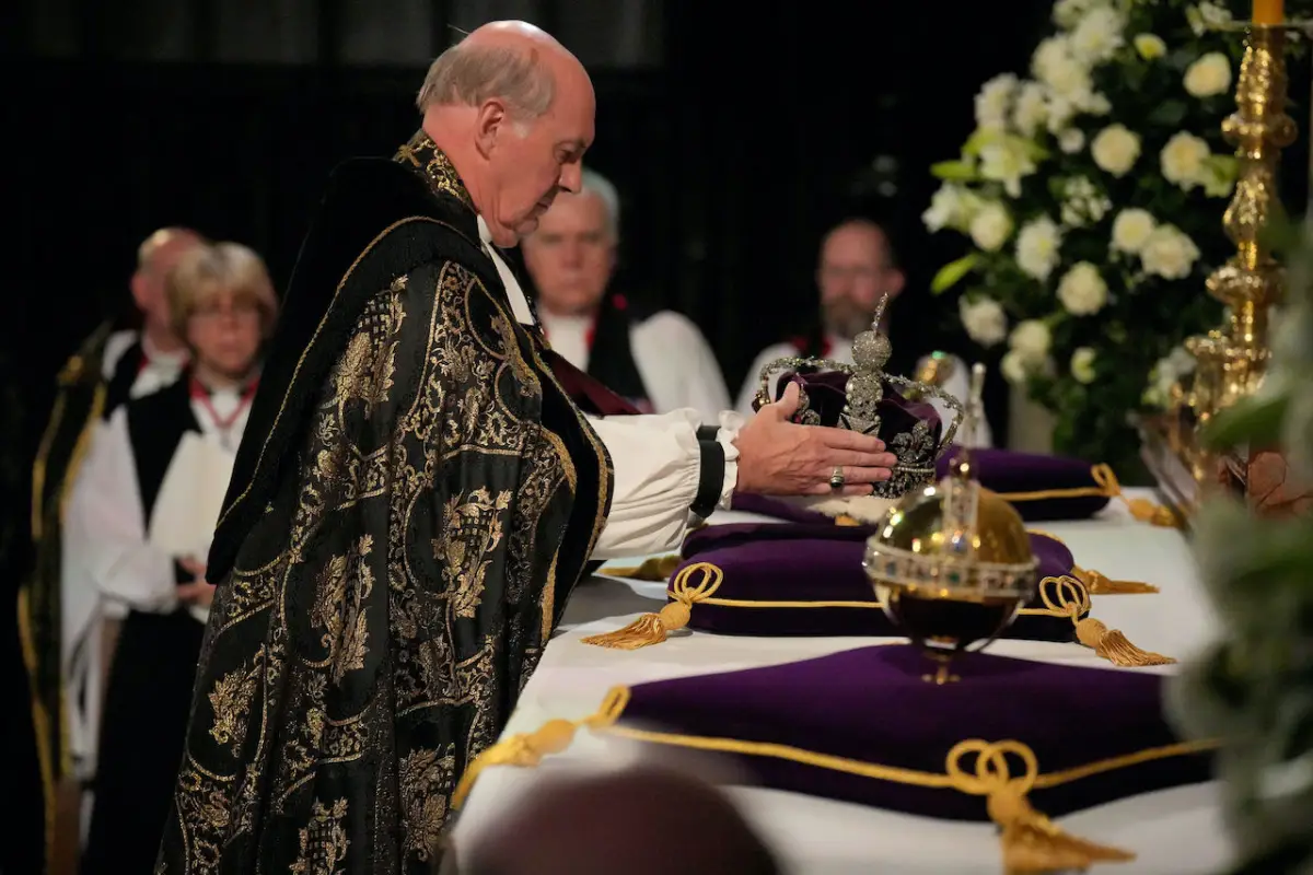 El decano de Windsor, el reverendísimo David Conner