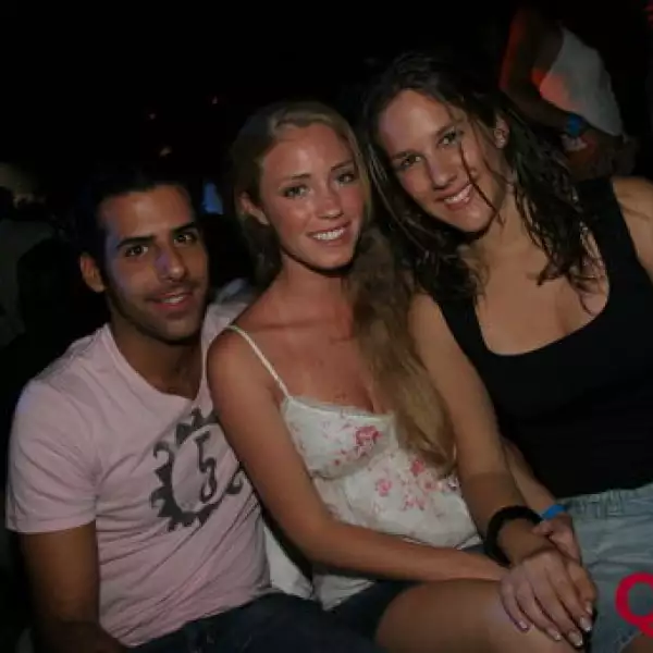 Issac Sitton, Gaby Bravo, paulina Garbea